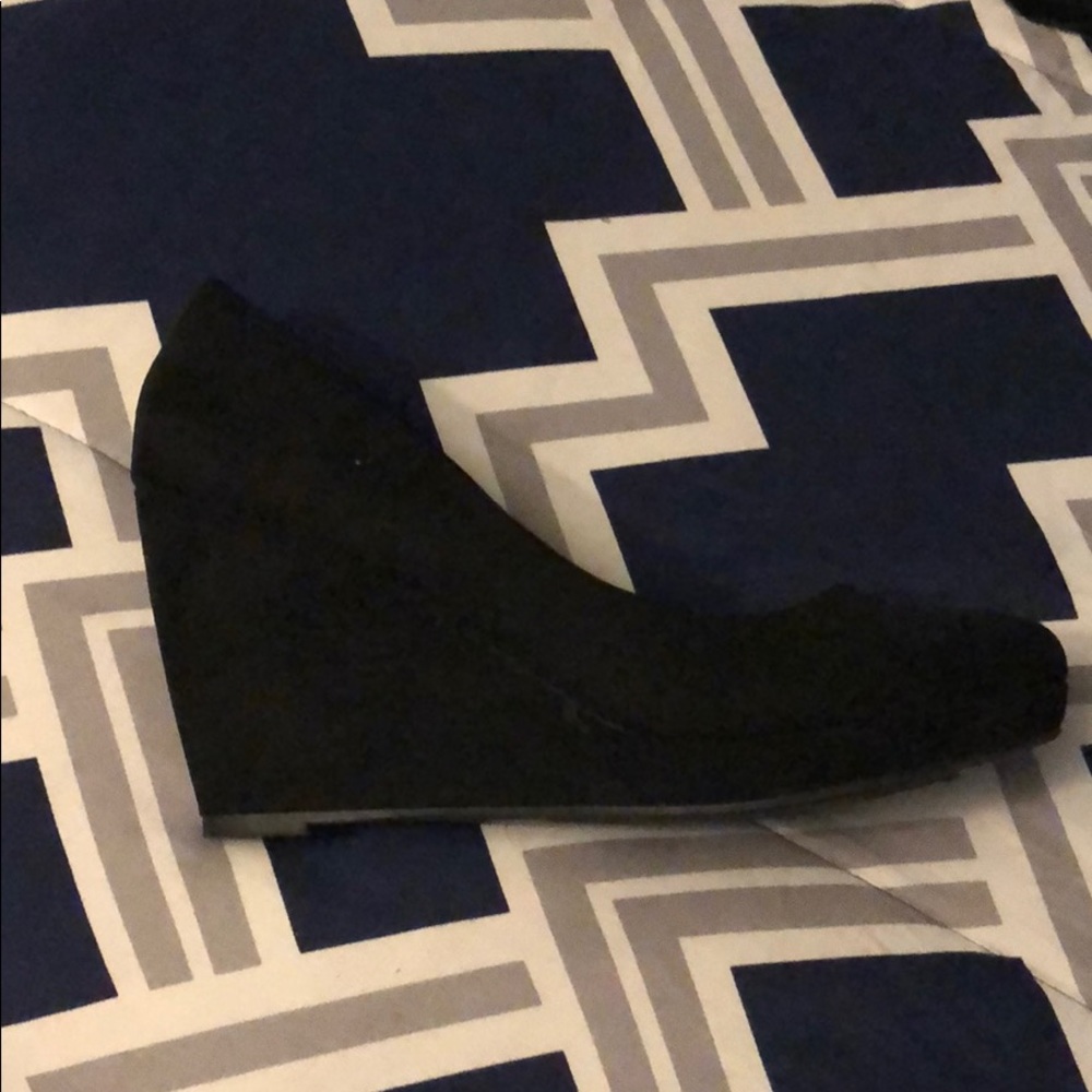 Dress wedges